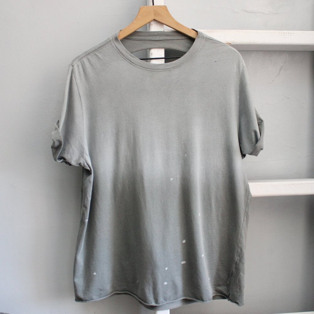 Women's Gray Distressed Standard Supply Dip Dye Short Sleeve T-Shirt Size XL - Picture 2 of 5